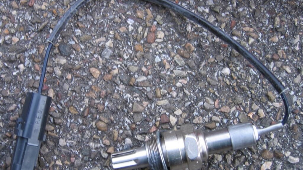 Sonda lambda (sensor de oxigênio) com chicote e conector